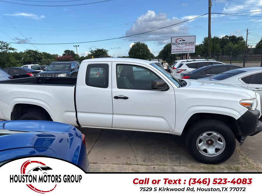 2017 Toyota Tacoma SR Access Cab 6'' Bed I4 4x2 AT (Natl), available for sale in Houston, Texas | Houston Motors Group LLC. Houston, Texas 2017 Toyota Tacoma SR Access Cab 6'' Bed I4 4x2 AT (Natl), available for sale in Houston, Texas | Houston Motors Group LLC. Houston, Texas