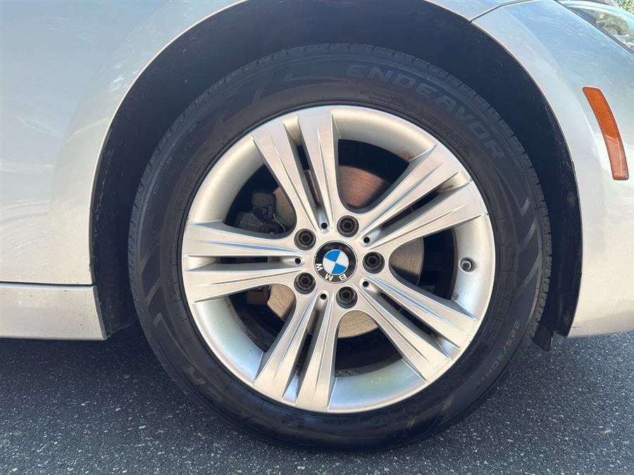 2017 BMW 3 Series 330i xDrive AWD 4dr Sedan, available for sale in Hempstead, New York | VIP Auto Credit Express. Hempstead, New York 2017 BMW 3 Series 330i xDrive AWD 4dr Sedan, available for sale in Hempstead, New York | VIP Auto Credit Express. Hempstead, New York