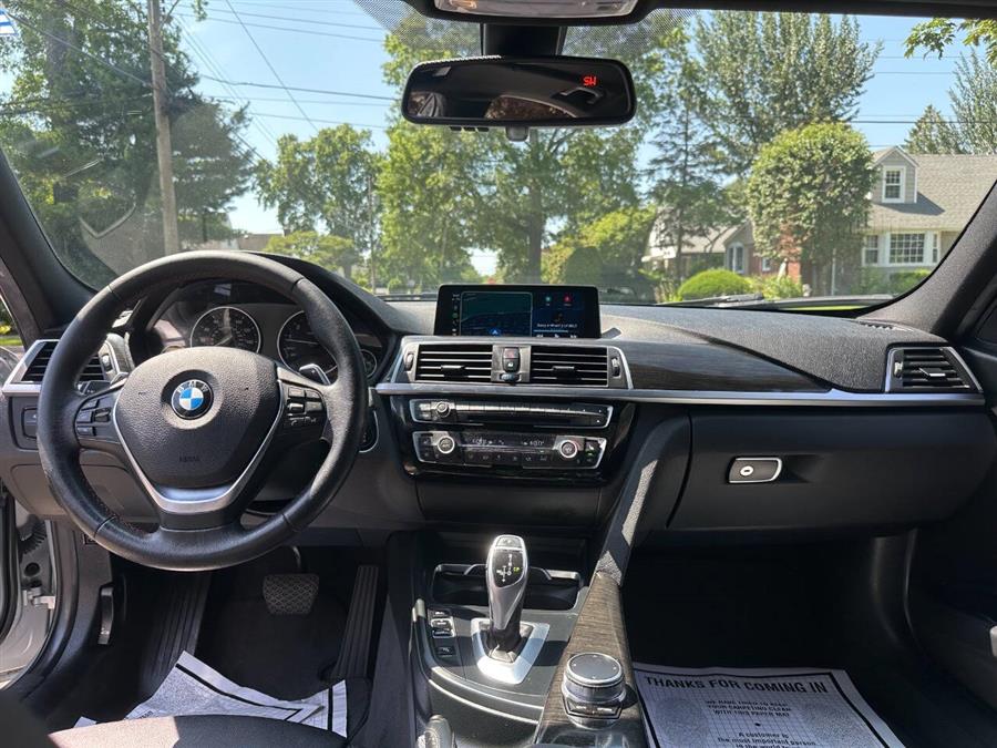 2017 BMW 3 Series 330i xDrive AWD 4dr Sedan, available for sale in Hempstead, New York | VIP Auto Credit Express. Hempstead, New York 2017 BMW 3 Series 330i xDrive AWD 4dr Sedan, available for sale in Hempstead, New York | VIP Auto Credit Express. Hempstead, New York