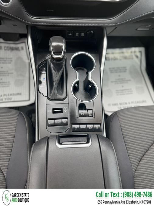 2020 Toyota Highlander LE AWD (Natl), available for sale in Elizabeth, New Jersey | Garden State Auto Boutique. Elizabeth, New Jersey 2020 Toyota Highlander LE AWD (Natl), available for sale in Elizabeth, New Jersey | Garden State Auto Boutique. Elizabeth, New Jersey