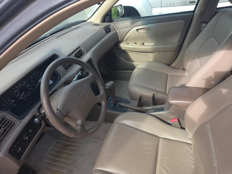 1998 Toyota Camry 4dr Sdn XLE V6 Auto, available for sale in Whitman, Massachusetts | Whitman Auto Center. Whitman, Massachusetts 1998 Toyota Camry 4dr Sdn XLE V6 Auto, available for sale in Whitman, Massachusetts | Whitman Auto Center. Whitman, Massachusetts