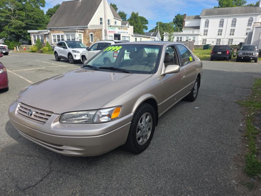 1998 Toyota Camry 4dr Sdn XLE V6 Auto, available for sale in Whitman, Massachusetts | Whitman Auto Center. Whitman, Massachusetts 1998 Toyota Camry 4dr Sdn XLE V6 Auto, available for sale in Whitman, Massachusetts | Whitman Auto Center. Whitman, Massachusetts