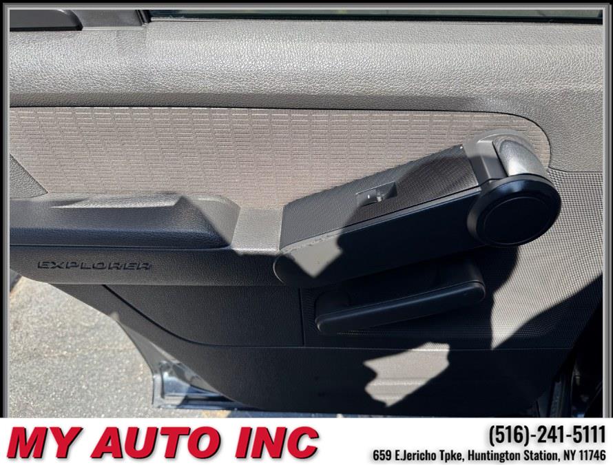 2010 Ford Explorer Sport Trac 4WD 4dr XLT, available for sale in Huntington Station, New York | My Auto Inc.. Huntington Station, New York 2010 Ford Explorer Sport Trac 4WD 4dr XLT, available for sale in Huntington Station, New York | My Auto Inc.. Huntington Station, New York