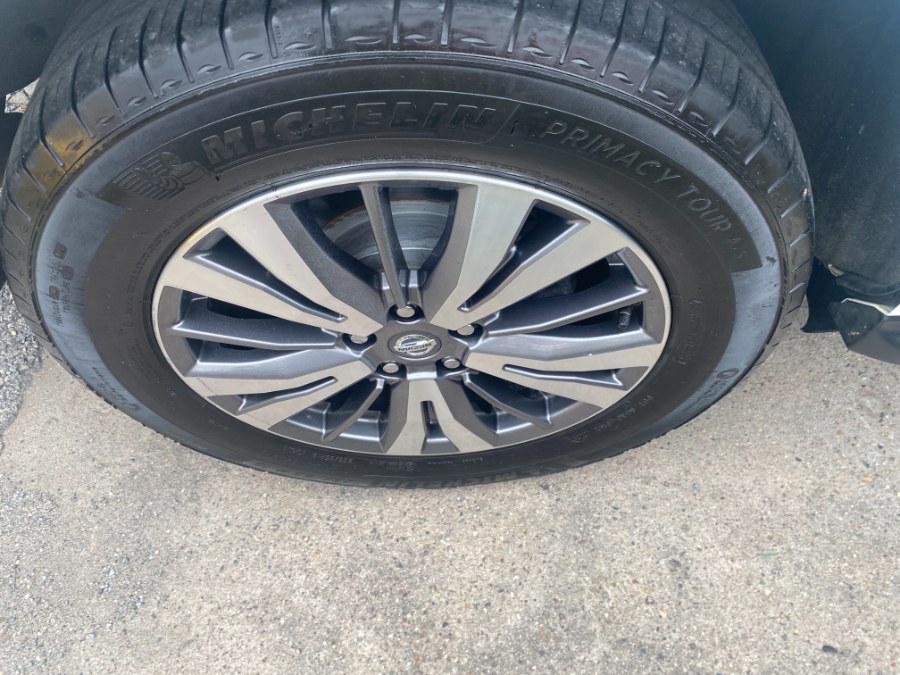 2020 Nissan Pathfinder FWD SV, available for sale in Middle Village, New York | Middle Village Motors . Middle Village, New York 2020 Nissan Pathfinder FWD SV, available for sale in Middle Village, New York | Middle Village Motors . Middle Village, New York
