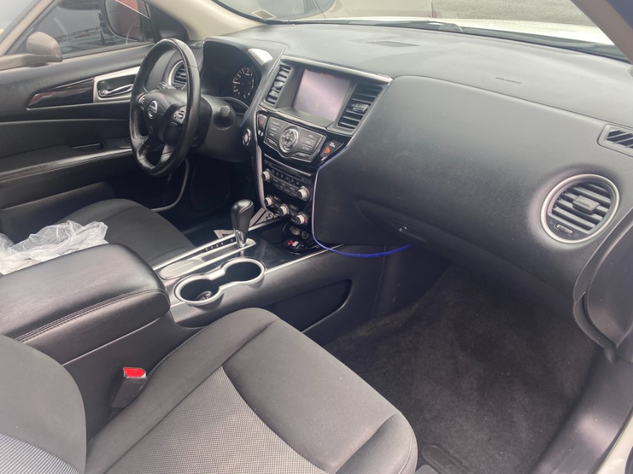 2020 Nissan Pathfinder FWD SV, available for sale in Middle Village, New York | Middle Village Motors . Middle Village, New York 2020 Nissan Pathfinder FWD SV, available for sale in Middle Village, New York | Middle Village Motors . Middle Village, New York