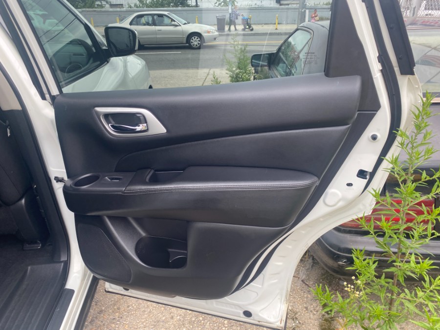 2020 Nissan Pathfinder FWD SV, available for sale in Middle Village, New York | Middle Village Motors . Middle Village, New York 2020 Nissan Pathfinder FWD SV, available for sale in Middle Village, New York | Middle Village Motors . Middle Village, New York
