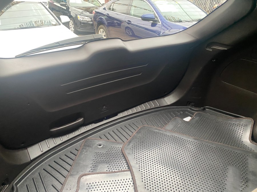 2015 Hyundai Santa Fe Sport AWD 4dr 2.4, available for sale in Middle Village, New York | Middle Village Motors . Middle Village, New York 2015 Hyundai Santa Fe Sport AWD 4dr 2.4, available for sale in Middle Village, New York | Middle Village Motors . Middle Village, New York