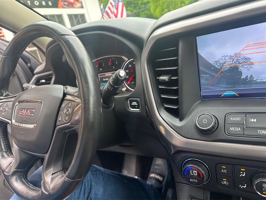 2017 GMC Acadia AWD 4dr SLT w/SLT-1, available for sale in Canton, Connecticut | Lava Motors. Canton, Connecticut 2017 GMC Acadia AWD 4dr SLT w/SLT-1, available for sale in Canton, Connecticut | Lava Motors. Canton, Connecticut