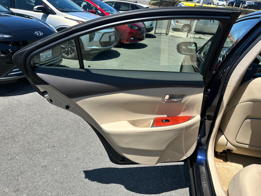 2010 Lexus ES 350 FWD, available for sale in Daly City, California | Green Light Auto Wholesale. Daly City, California 2010 Lexus ES 350 FWD, available for sale in Daly City, California | Green Light Auto Wholesale. Daly City, California