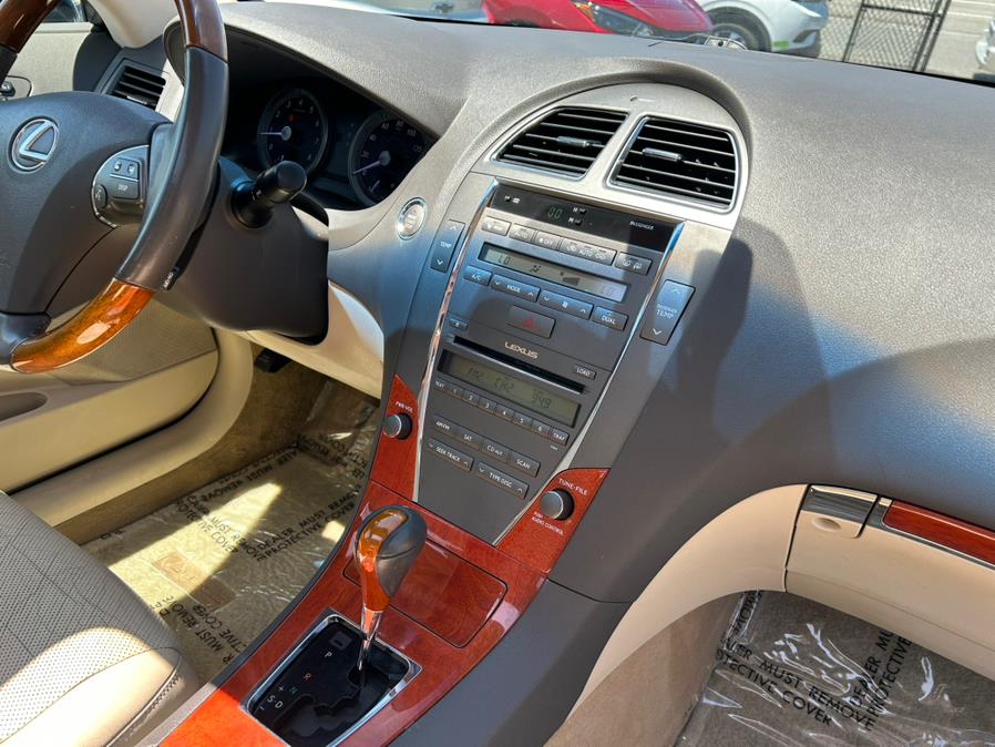 2010 Lexus ES 350 FWD, available for sale in Daly City, California | Green Light Auto Wholesale. Daly City, California 2010 Lexus ES 350 FWD, available for sale in Daly City, California | Green Light Auto Wholesale. Daly City, California