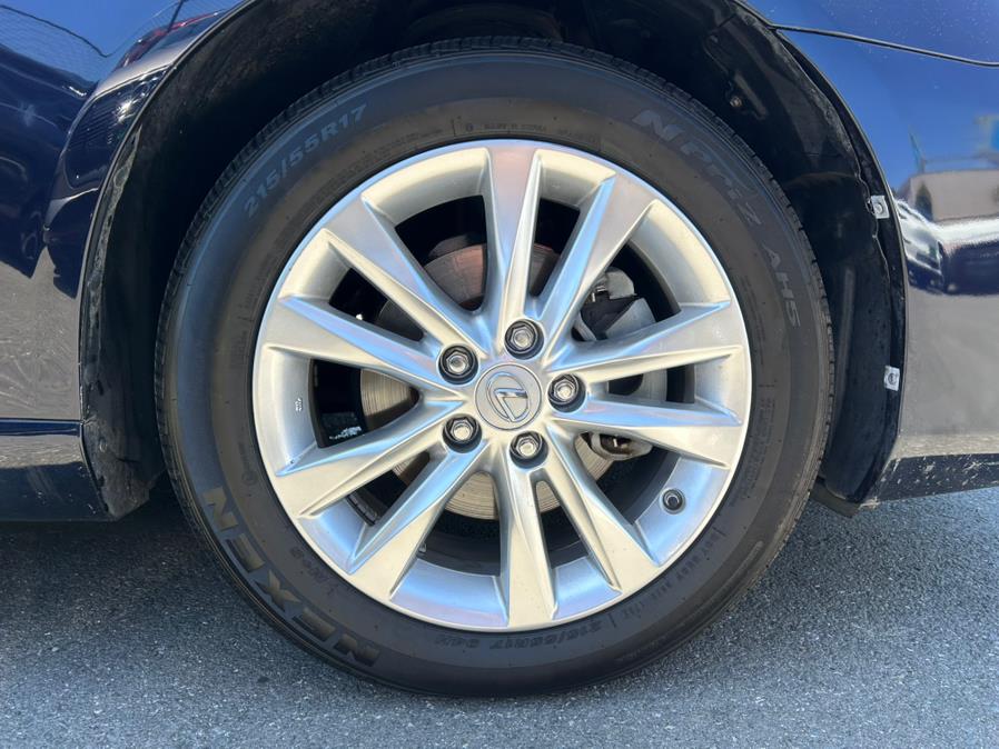 2010 Lexus ES 350 FWD, available for sale in Daly City, California | Green Light Auto Wholesale. Daly City, California 2010 Lexus ES 350 FWD, available for sale in Daly City, California | Green Light Auto Wholesale. Daly City, California