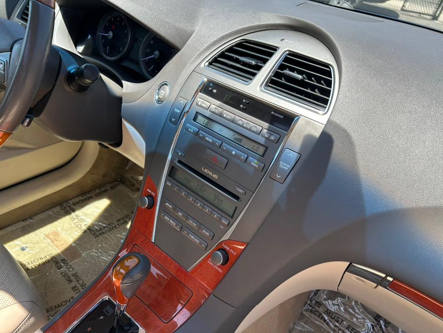 2010 Lexus ES 350 FWD, available for sale in Daly City, California | Green Light Auto Wholesale. Daly City, California 2010 Lexus ES 350 FWD, available for sale in Daly City, California | Green Light Auto Wholesale. Daly City, California