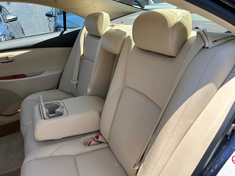 2010 Lexus ES 350 FWD, available for sale in Daly City, California | Green Light Auto Wholesale. Daly City, California 2010 Lexus ES 350 FWD, available for sale in Daly City, California | Green Light Auto Wholesale. Daly City, California