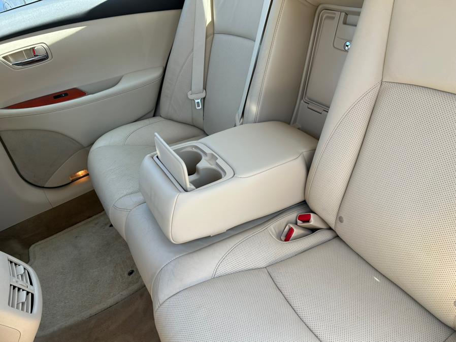 2010 Lexus ES 350 FWD, available for sale in Daly City, California | Green Light Auto Wholesale. Daly City, California 2010 Lexus ES 350 FWD, available for sale in Daly City, California | Green Light Auto Wholesale. Daly City, California