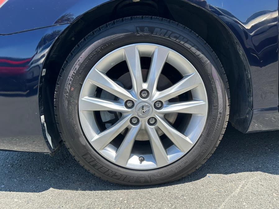 2010 Lexus ES 350 FWD, available for sale in Daly City, California | Green Light Auto Wholesale. Daly City, California 2010 Lexus ES 350 FWD, available for sale in Daly City, California | Green Light Auto Wholesale. Daly City, California