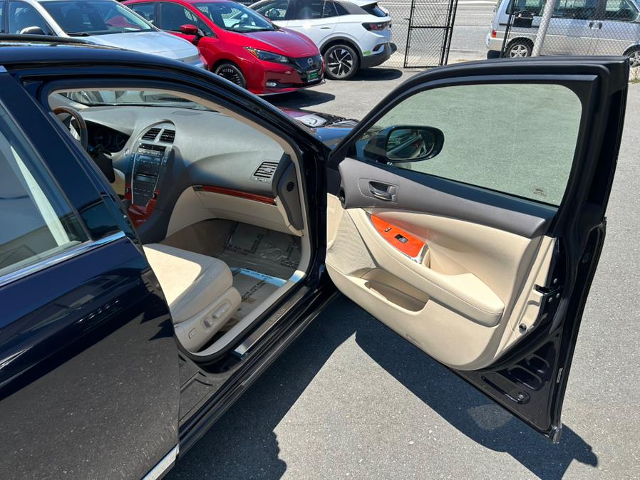 2010 Lexus ES 350 FWD, available for sale in Daly City, California | Green Light Auto Wholesale. Daly City, California 2010 Lexus ES 350 FWD, available for sale in Daly City, California | Green Light Auto Wholesale. Daly City, California
