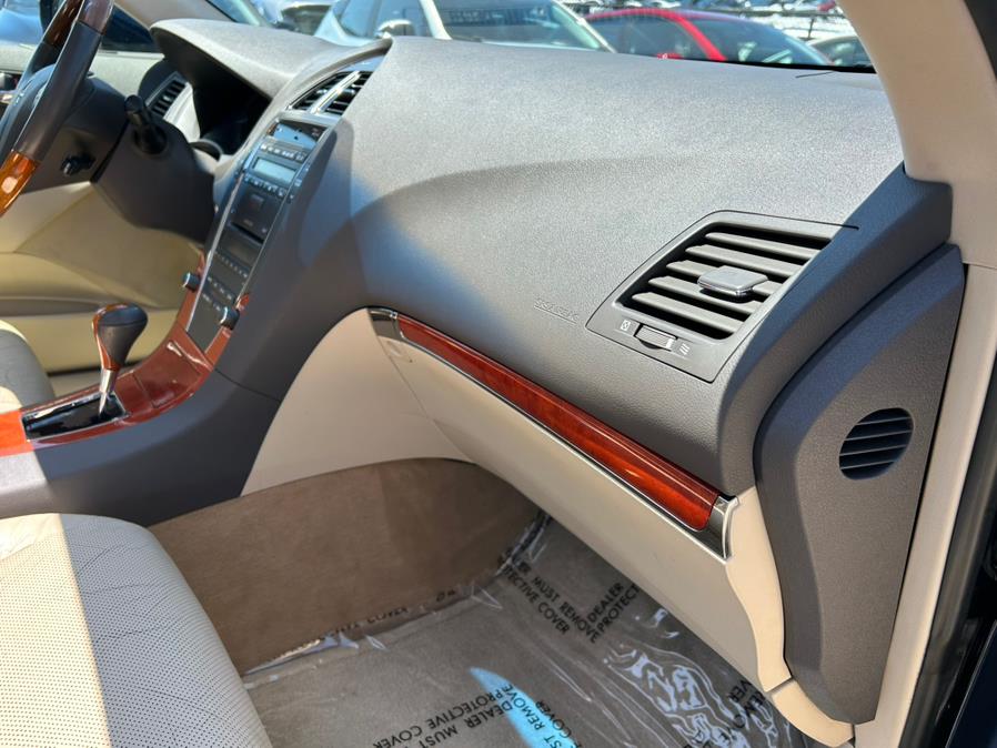 2010 Lexus ES 350 FWD, available for sale in Daly City, California | Green Light Auto Wholesale. Daly City, California 2010 Lexus ES 350 FWD, available for sale in Daly City, California | Green Light Auto Wholesale. Daly City, California