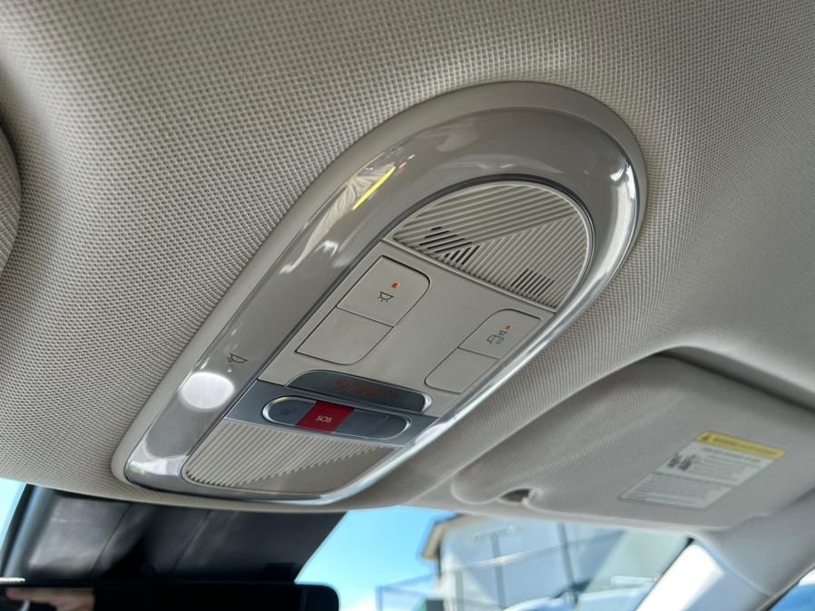 2022 Hyundai IONIQ 5 SEL RWD, available for sale in Daly City, California | Green Light Auto Wholesale. Daly City, California 2022 Hyundai IONIQ 5 SEL RWD, available for sale in Daly City, California | Green Light Auto Wholesale. Daly City, California