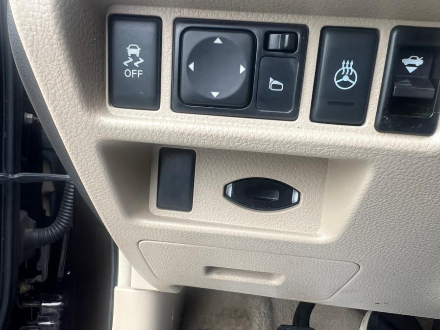 2013 Nissan Maxima 4dr Sdn 3.5 SV, available for sale in Swansea, Massachusetts | Gas On The Run. Swansea, Massachusetts 2013 Nissan Maxima 4dr Sdn 3.5 SV, available for sale in Swansea, Massachusetts | Gas On The Run. Swansea, Massachusetts