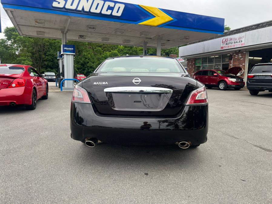 2013 Nissan Maxima 4dr Sdn 3.5 SV, available for sale in Swansea, Massachusetts | Gas On The Run. Swansea, Massachusetts 2013 Nissan Maxima 4dr Sdn 3.5 SV, available for sale in Swansea, Massachusetts | Gas On The Run. Swansea, Massachusetts