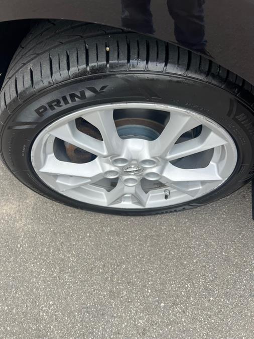 2013 Nissan Maxima 4dr Sdn 3.5 SV, available for sale in Swansea, Massachusetts | Gas On The Run. Swansea, Massachusetts 2013 Nissan Maxima 4dr Sdn 3.5 SV, available for sale in Swansea, Massachusetts | Gas On The Run. Swansea, Massachusetts