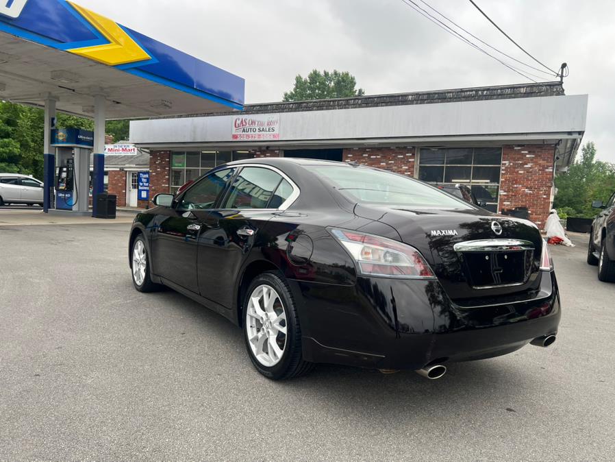 2013 Nissan Maxima 4dr Sdn 3.5 SV, available for sale in Swansea, Massachusetts | Gas On The Run. Swansea, Massachusetts 2013 Nissan Maxima 4dr Sdn 3.5 SV, available for sale in Swansea, Massachusetts | Gas On The Run. Swansea, Massachusetts