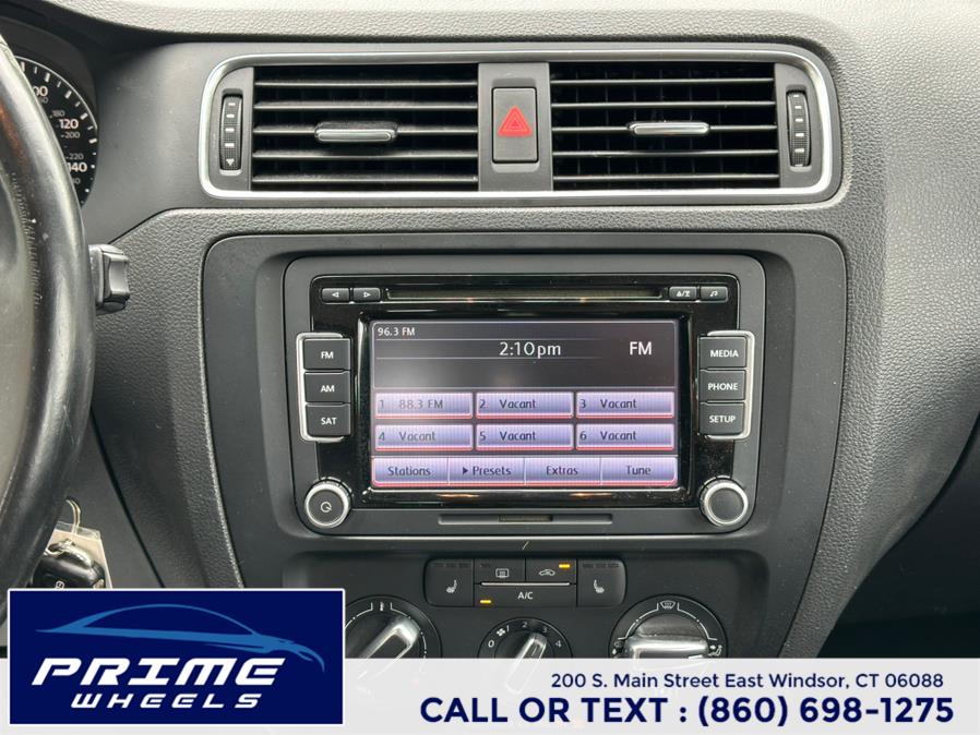 2013 Volkswagen Jetta Sedan 4dr Auto SE w/Convenience/Sunroof PZEV, available for sale in East Windsor, Connecticut | Prime Wheels. East Windsor, Connecticut 2013 Volkswagen Jetta Sedan 4dr Auto SE w/Convenience/Sunroof PZEV, available for sale in East Windsor, Connecticut | Prime Wheels. East Windsor, Connecticut