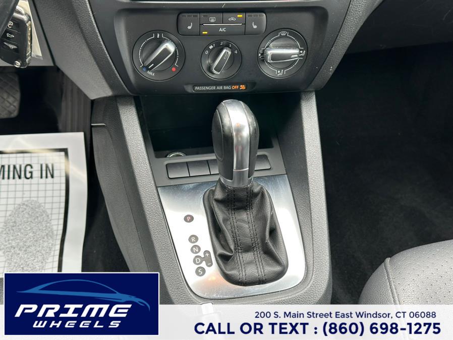 2013 Volkswagen Jetta Sedan 4dr Auto SE w/Convenience/Sunroof PZEV, available for sale in East Windsor, Connecticut | Prime Wheels. East Windsor, Connecticut 2013 Volkswagen Jetta Sedan 4dr Auto SE w/Convenience/Sunroof PZEV, available for sale in East Windsor, Connecticut | Prime Wheels. East Windsor, Connecticut