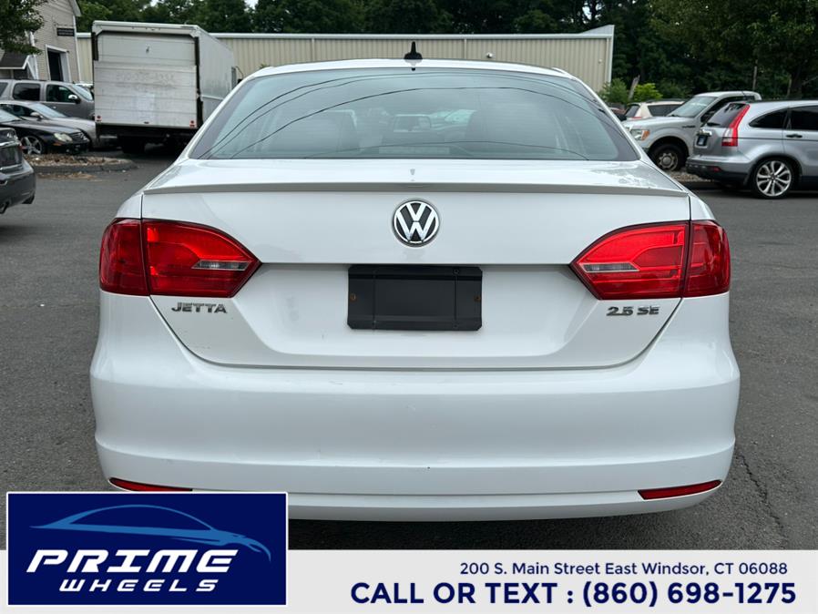 2013 Volkswagen Jetta Sedan 4dr Auto SE w/Convenience/Sunroof PZEV, available for sale in East Windsor, Connecticut | Prime Wheels. East Windsor, Connecticut 2013 Volkswagen Jetta Sedan 4dr Auto SE w/Convenience/Sunroof PZEV, available for sale in East Windsor, Connecticut | Prime Wheels. East Windsor, Connecticut