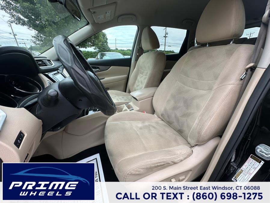 2016 Nissan Rogue FWD 4dr SV, available for sale in East Windsor, Connecticut | Prime Wheels. East Windsor, Connecticut 2016 Nissan Rogue FWD 4dr SV, available for sale in East Windsor, Connecticut | Prime Wheels. East Windsor, Connecticut