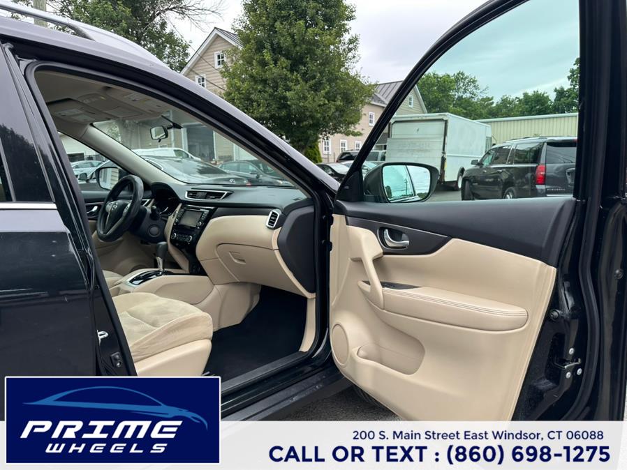 2016 Nissan Rogue FWD 4dr SV, available for sale in East Windsor, Connecticut | Prime Wheels. East Windsor, Connecticut 2016 Nissan Rogue FWD 4dr SV, available for sale in East Windsor, Connecticut | Prime Wheels. East Windsor, Connecticut