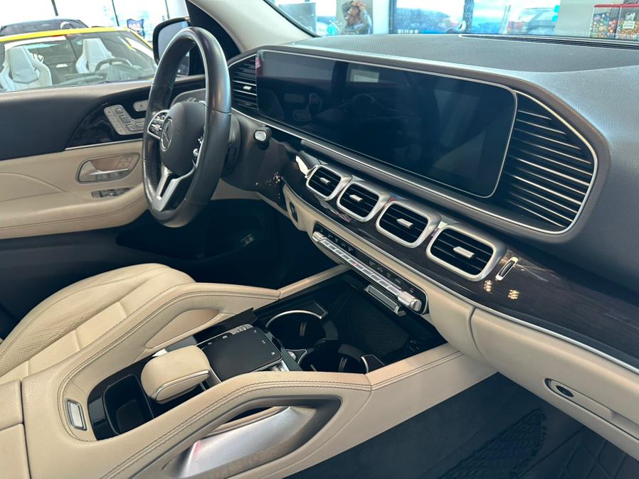 2020 Mercedes-Benz GLE GLE 350 SUV, available for sale in Inwood, New York | 5 Towns Drive. Inwood, New York 2020 Mercedes-Benz GLE GLE 350 SUV, available for sale in Inwood, New York | 5 Towns Drive. Inwood, New York