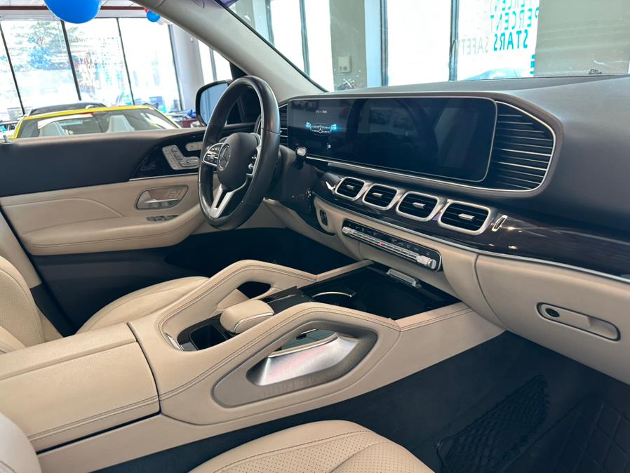 2020 Mercedes-Benz GLE GLE 350 SUV, available for sale in Inwood, New York | 5 Towns Drive. Inwood, New York 2020 Mercedes-Benz GLE GLE 350 SUV, available for sale in Inwood, New York | 5 Towns Drive. Inwood, New York