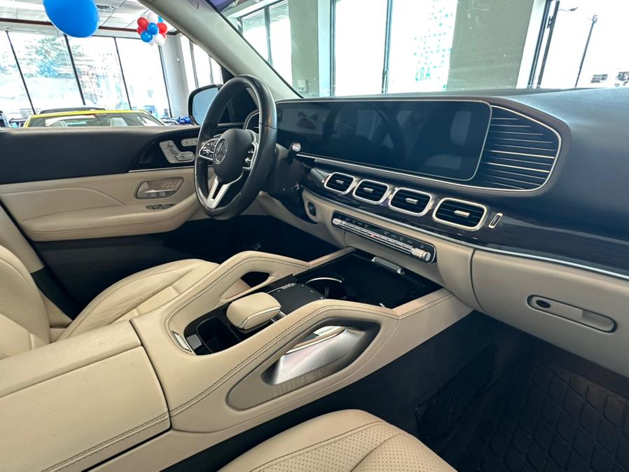2020 Mercedes-Benz GLE GLE 350 SUV, available for sale in Inwood, New York | 5 Towns Drive. Inwood, New York 2020 Mercedes-Benz GLE GLE 350 SUV, available for sale in Inwood, New York | 5 Towns Drive. Inwood, New York