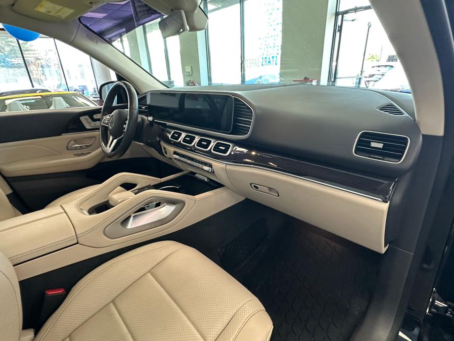 2020 Mercedes-Benz GLE GLE 350 SUV, available for sale in Inwood, New York | 5 Towns Drive. Inwood, New York 2020 Mercedes-Benz GLE GLE 350 SUV, available for sale in Inwood, New York | 5 Towns Drive. Inwood, New York