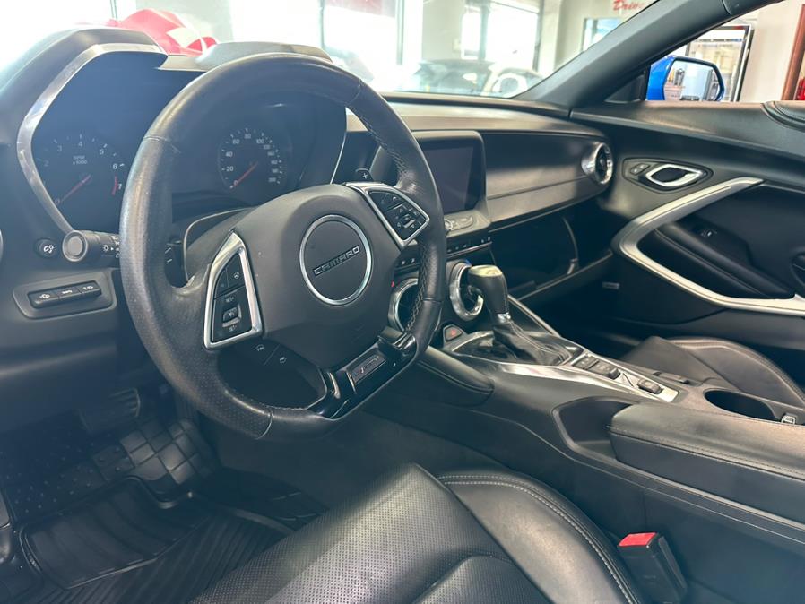 2017 Chevrolet Camaro 2dr Cpe 2SS, available for sale in Inwood, New York | 5 Towns Drive. Inwood, New York 2017 Chevrolet Camaro 2dr Cpe 2SS, available for sale in Inwood, New York | 5 Towns Drive. Inwood, New York
