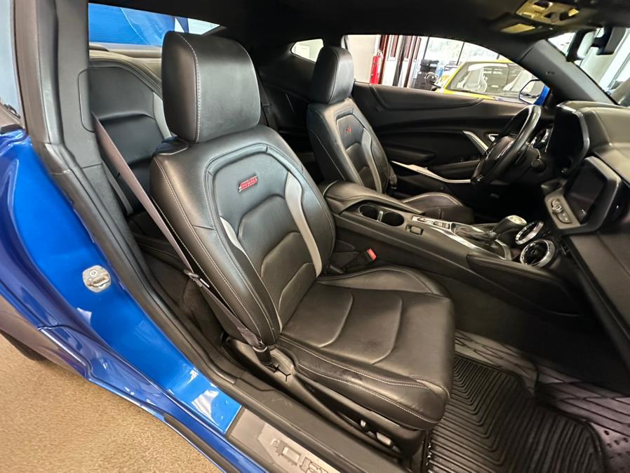 2017 Chevrolet Camaro 2dr Cpe 2SS, available for sale in Inwood, New York | 5 Towns Drive. Inwood, New York 2017 Chevrolet Camaro 2dr Cpe 2SS, available for sale in Inwood, New York | 5 Towns Drive. Inwood, New York