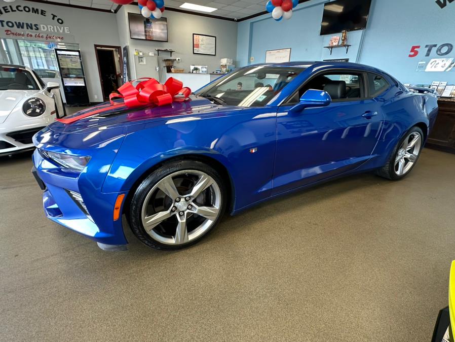 2017 Chevrolet Camaro 2dr Cpe 2SS, available for sale in Inwood, New York | 5 Towns Drive. Inwood, New York 2017 Chevrolet Camaro 2dr Cpe 2SS, available for sale in Inwood, New York | 5 Towns Drive. Inwood, New York