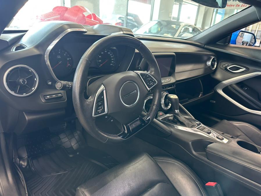2017 Chevrolet Camaro 2dr Cpe 2SS, available for sale in Inwood, New York | 5 Towns Drive. Inwood, New York 2017 Chevrolet Camaro 2dr Cpe 2SS, available for sale in Inwood, New York | 5 Towns Drive. Inwood, New York