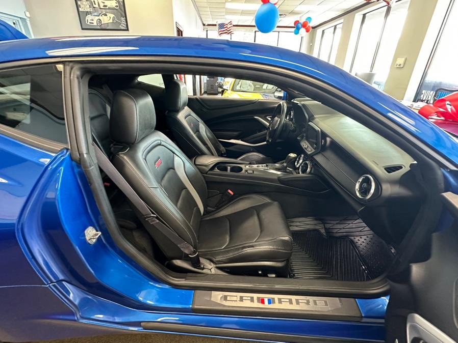 2017 Chevrolet Camaro 2dr Cpe 2SS, available for sale in Inwood, New York | 5 Towns Drive. Inwood, New York 2017 Chevrolet Camaro 2dr Cpe 2SS, available for sale in Inwood, New York | 5 Towns Drive. Inwood, New York
