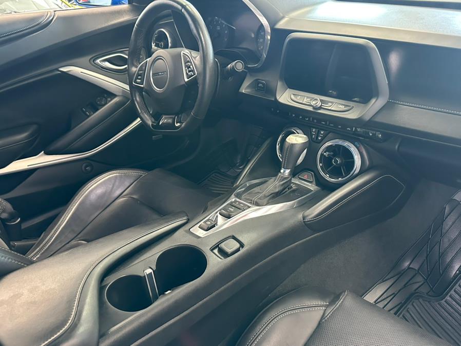 2017 Chevrolet Camaro 2dr Cpe 2SS, available for sale in Inwood, New York | 5 Towns Drive. Inwood, New York 2017 Chevrolet Camaro 2dr Cpe 2SS, available for sale in Inwood, New York | 5 Towns Drive. Inwood, New York