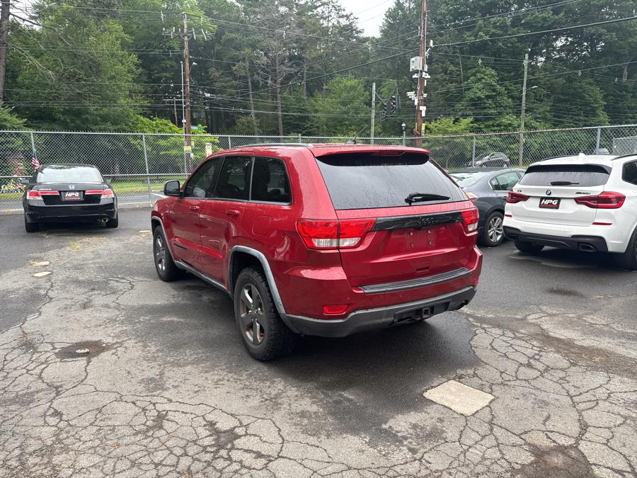 2011 Jeep Grand Cherokee 4WD 4dr Laredo, available for sale in Hartford, Connecticut | HPG Auto Sales LLC. Hartford, Connecticut 2011 Jeep Grand Cherokee 4WD 4dr Laredo, available for sale in Hartford, Connecticut | HPG Auto Sales LLC. Hartford, Connecticut