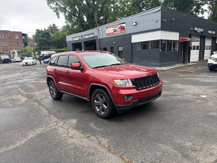 2011 Jeep Grand Cherokee 4WD 4dr Laredo, available for sale in Hartford, Connecticut | HPG Auto Sales LLC. Hartford, Connecticut 2011 Jeep Grand Cherokee 4WD 4dr Laredo, available for sale in Hartford, Connecticut | HPG Auto Sales LLC. Hartford, Connecticut