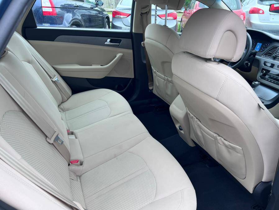 2015 Hyundai Sonata 4dr Sdn 2.4L SE, available for sale in East Windsor, Connecticut | STS Automotive. East Windsor, Connecticut 2015 Hyundai Sonata 4dr Sdn 2.4L SE, available for sale in East Windsor, Connecticut | STS Automotive. East Windsor, Connecticut