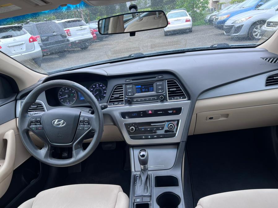 2015 Hyundai Sonata 4dr Sdn 2.4L SE, available for sale in East Windsor, Connecticut | STS Automotive. East Windsor, Connecticut 2015 Hyundai Sonata 4dr Sdn 2.4L SE, available for sale in East Windsor, Connecticut | STS Automotive. East Windsor, Connecticut