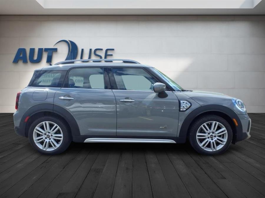 2022 Mini Countryman S ALL4 photo 4