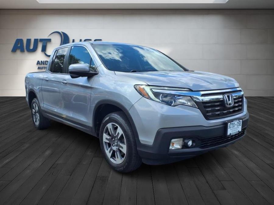 2018 Honda Ridgeline RTL-T photo 3