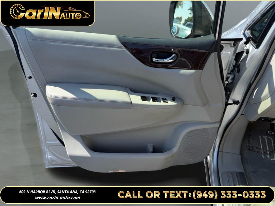 2013 Nissan Quest 4dr SV, available for sale in Santa Ana, California | Carin Auto. Santa Ana, California 2013 Nissan Quest 4dr SV, available for sale in Santa Ana, California | Carin Auto. Santa Ana, California