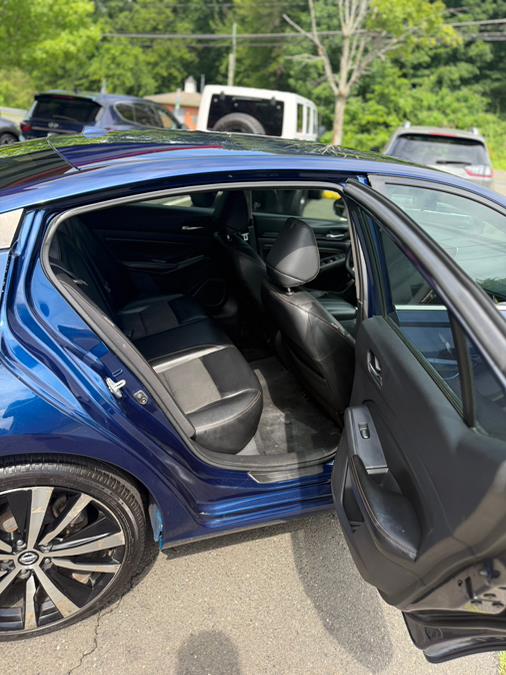 2019 Nissan Altima 2.5 SR Sedan, available for sale in Windsor Locks, Connecticut | JANNA MOTORS LLC. Windsor Locks, Connecticut 2019 Nissan Altima 2.5 SR Sedan, available for sale in Windsor Locks, Connecticut | JANNA MOTORS LLC. Windsor Locks, Connecticut