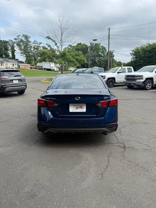 2019 Nissan Altima 2.5 SR Sedan, available for sale in Windsor Locks, Connecticut | JANNA MOTORS LLC. Windsor Locks, Connecticut 2019 Nissan Altima 2.5 SR Sedan, available for sale in Windsor Locks, Connecticut | JANNA MOTORS LLC. Windsor Locks, Connecticut